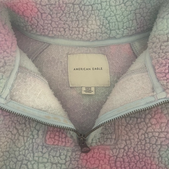 American Eagle Rainbow Sherpa 1/4 zip - Picture 4 of 4